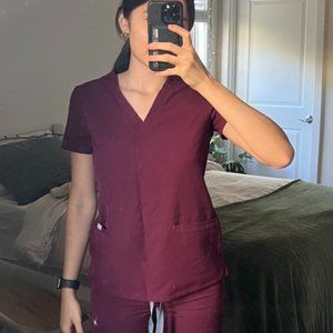 Casma Three-Pocket Scrub Top - Burgundy - XXS